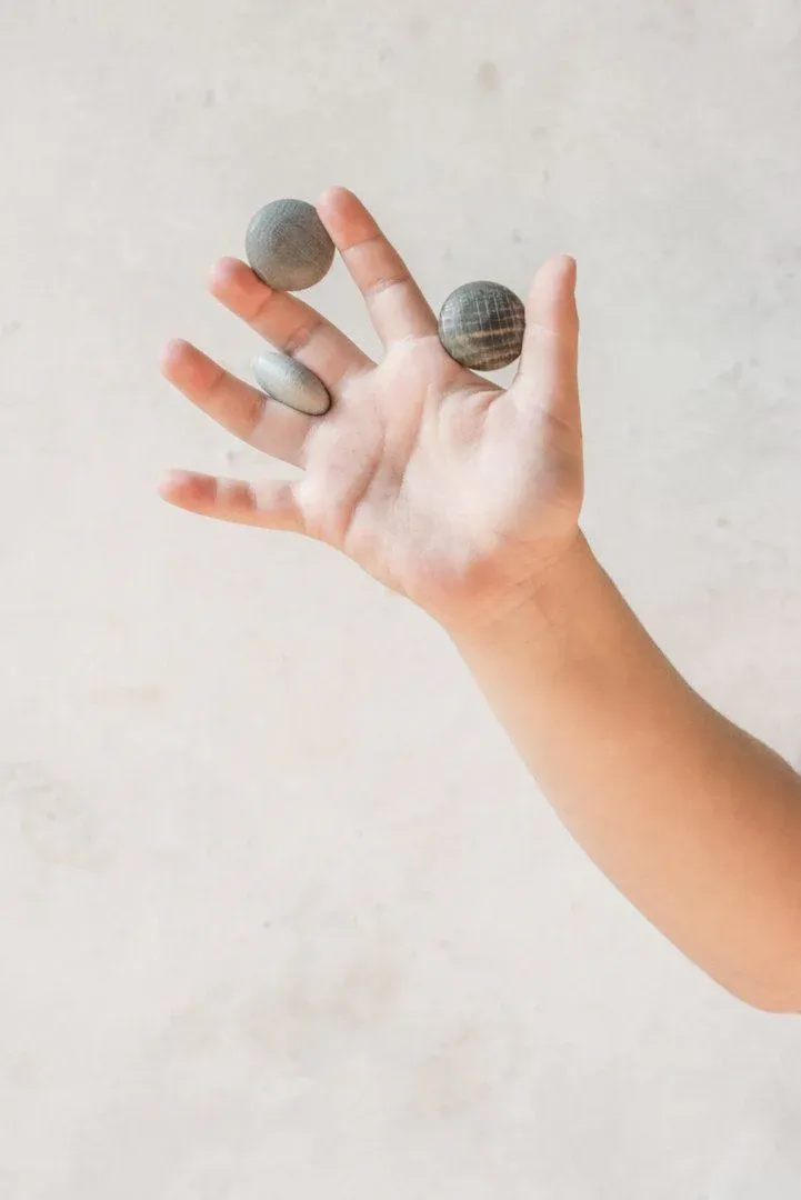 36 éléments en pierre - Mandala en bois - Grapat – Image 3